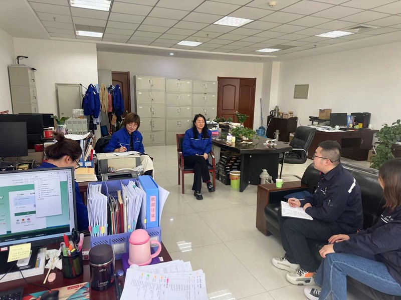 城發(fā)公司交流座談（趙鵬） (1)_副本.jpg